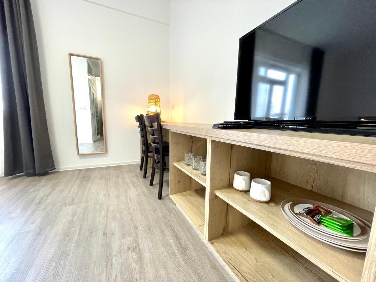 Self Check-In Apartments By Amber Братислава Екстер'єр фото